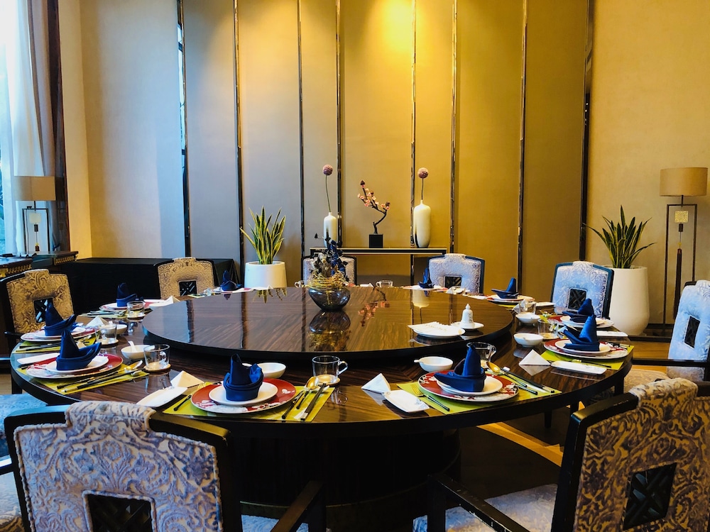 Forest City Marina Hotel 43/66