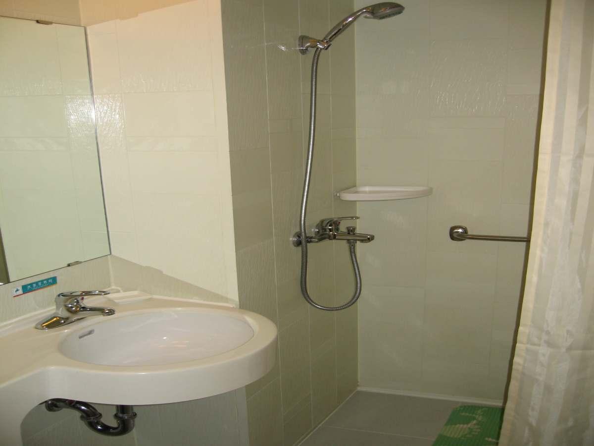 Jinjiang Inn Wuhan Zhangzhidong Road 37/41