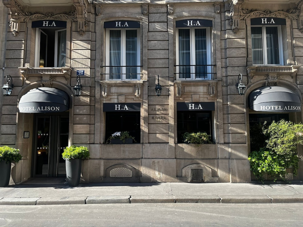 Hotel Alison 7/48