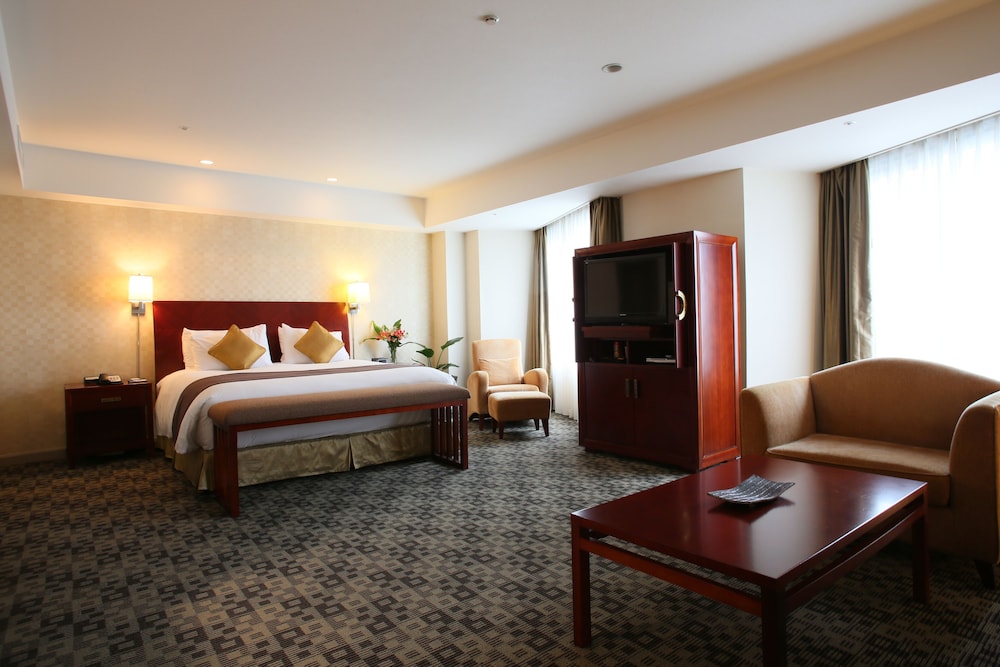 International Resort Hotel Yurakujo 16/50