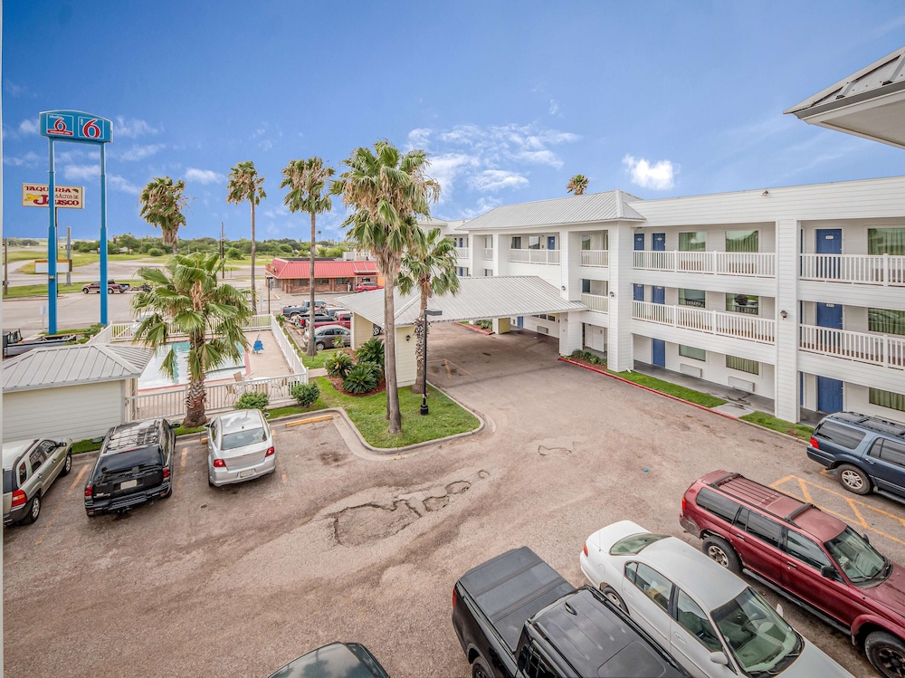 Motel6 Corpus Christi, TX - North 49/59