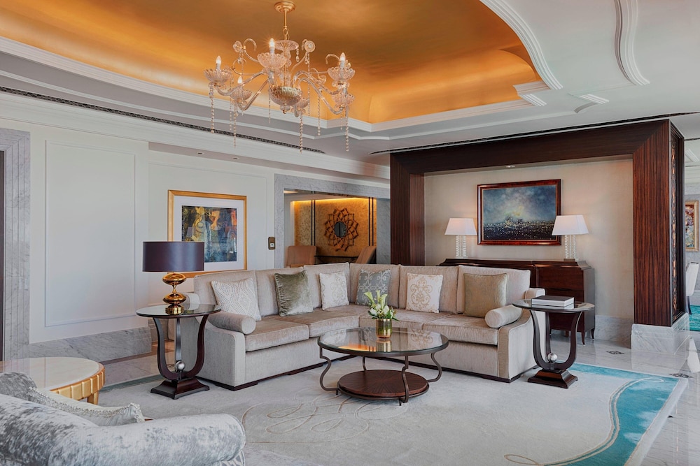 The St Regis Abu Dhabi 46/85