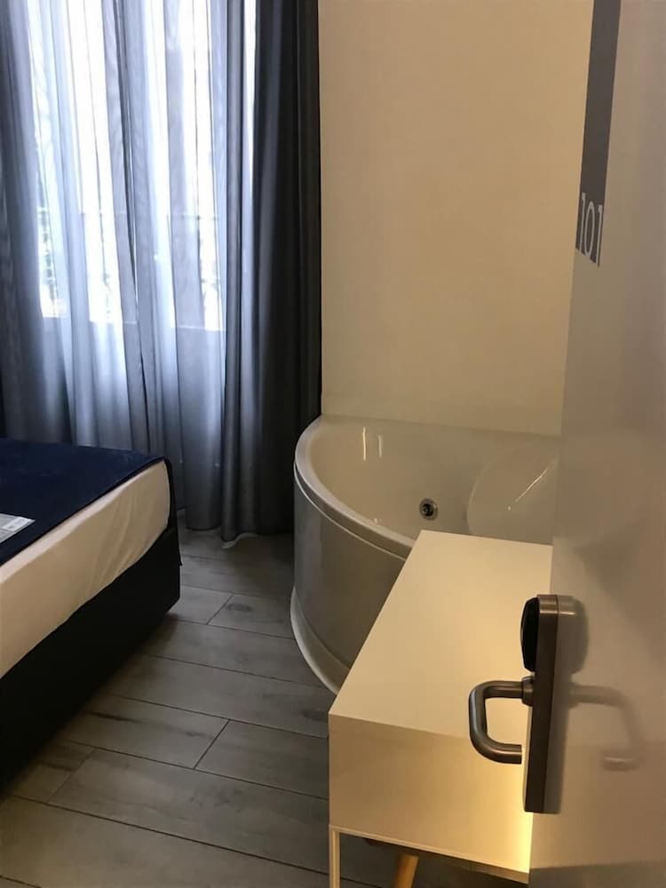 Hotel El Siglo 30/64