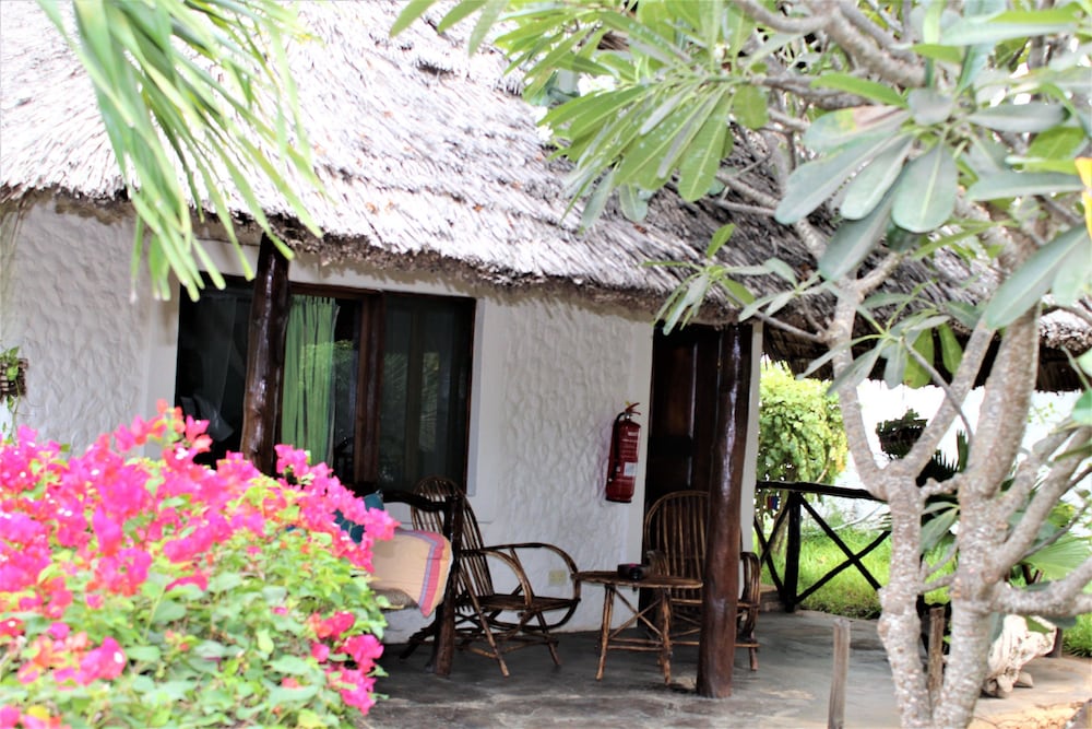 Mvuvi Lodge 42/50
