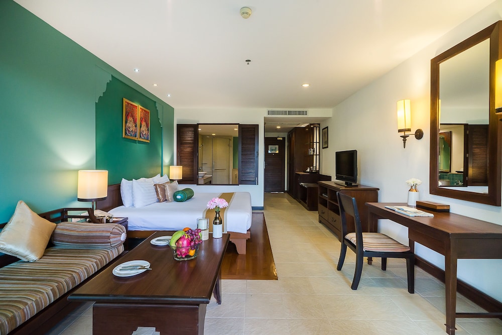 Ravindra Beach Resort and Spa 62/76