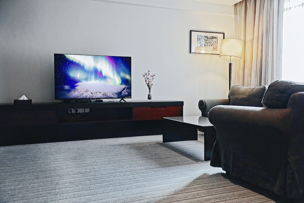 Hotel Sixty3 44/52