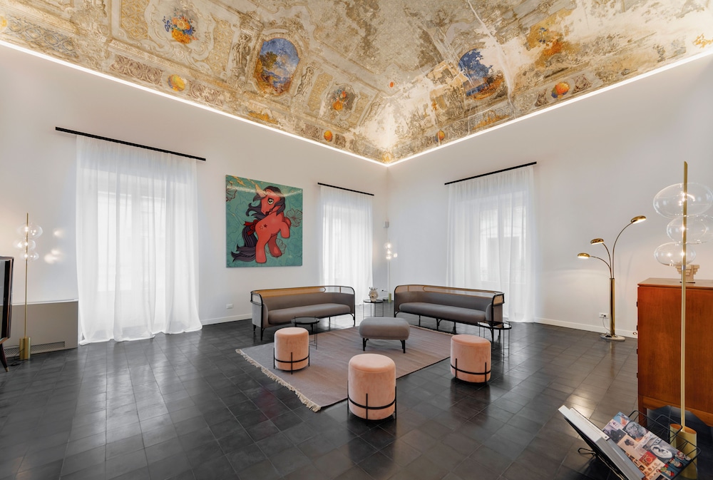 A.D.1768 Boutique Hotel 30/50