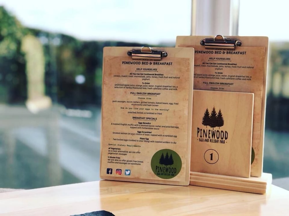 Pinewood B&amp;B 26/50