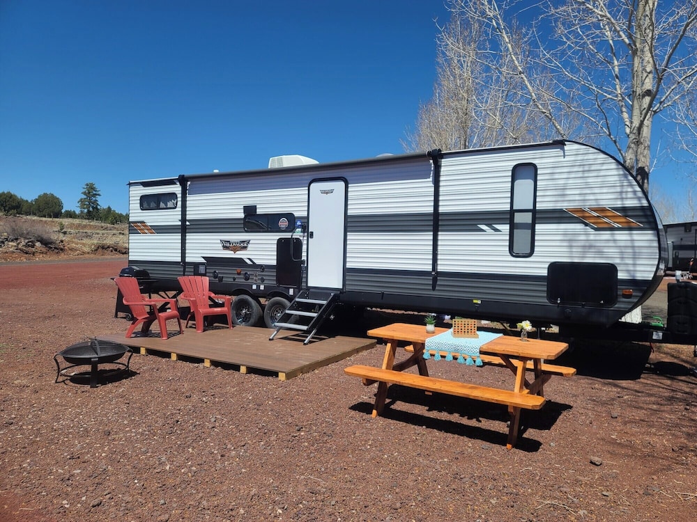 Grand Canyon RV Glamping 40/81