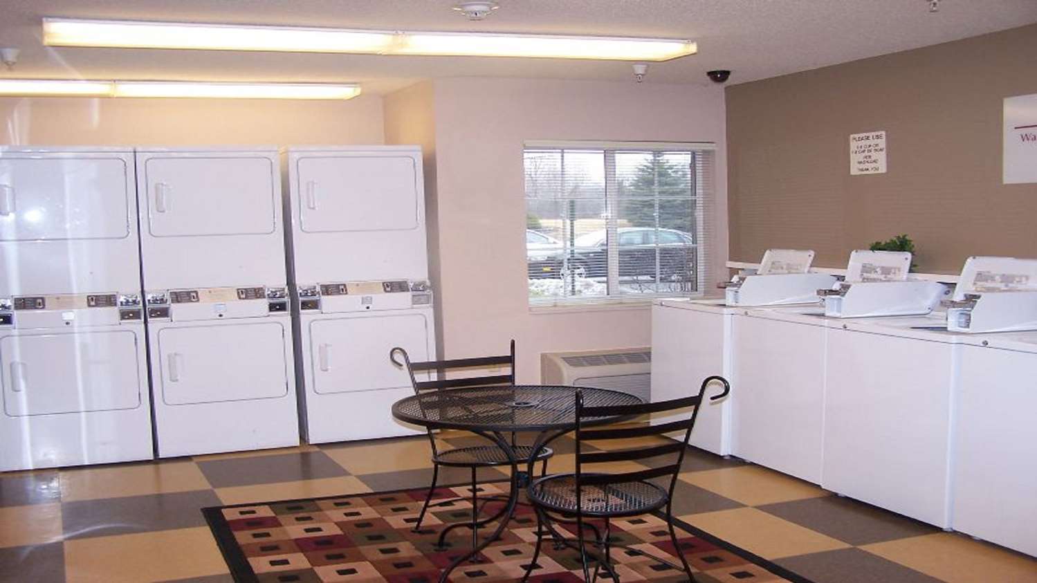 Sonesta Simply Suites Chicago Libertyville 29/42