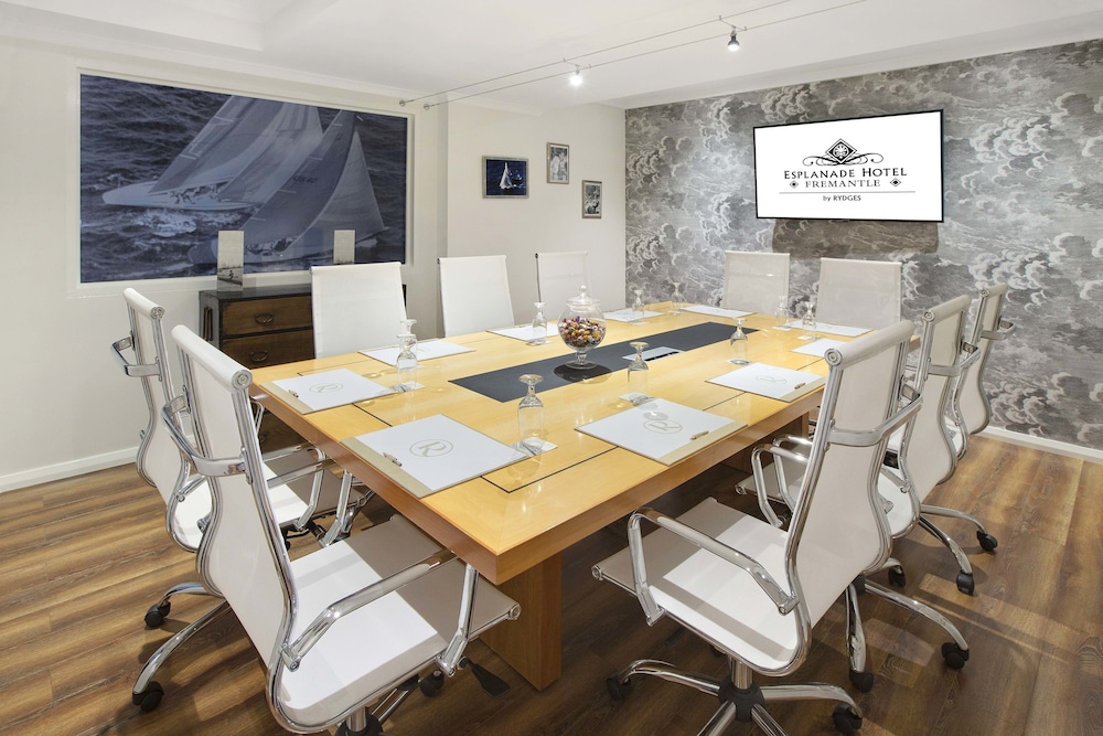 Esplanade Hotel Fremantle by Rydges 68/80
