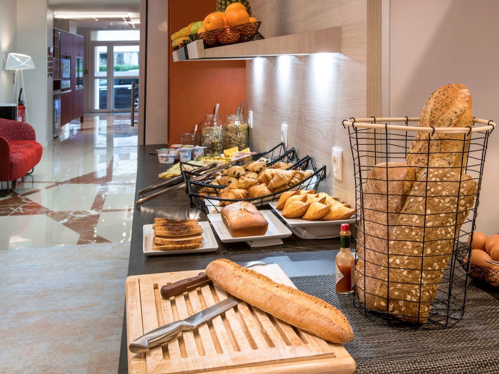 Mercure Paris Pont de Levallois Neuilly 37/43