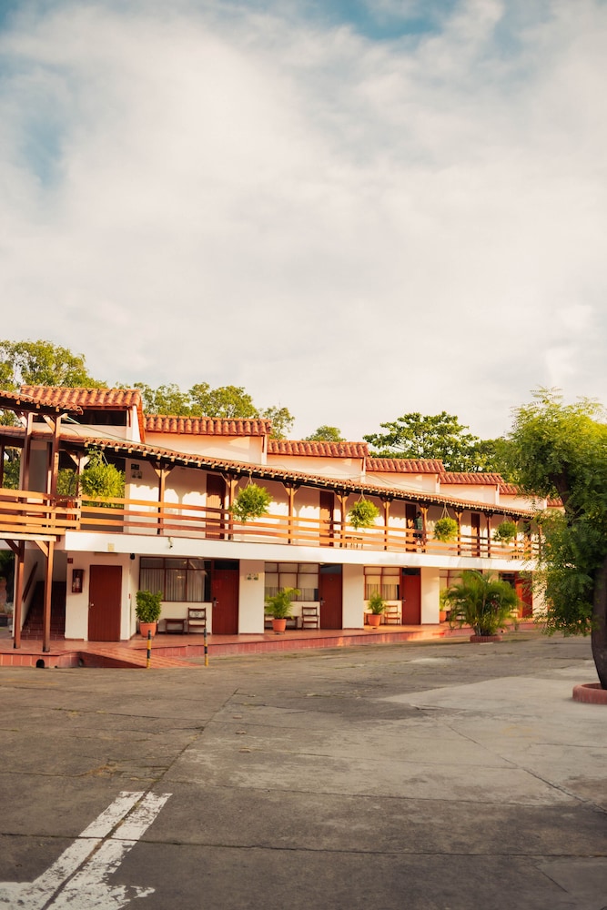Hotel Faranda Bolivar Cucuta, A Member Of Radisson Individuals 2/71