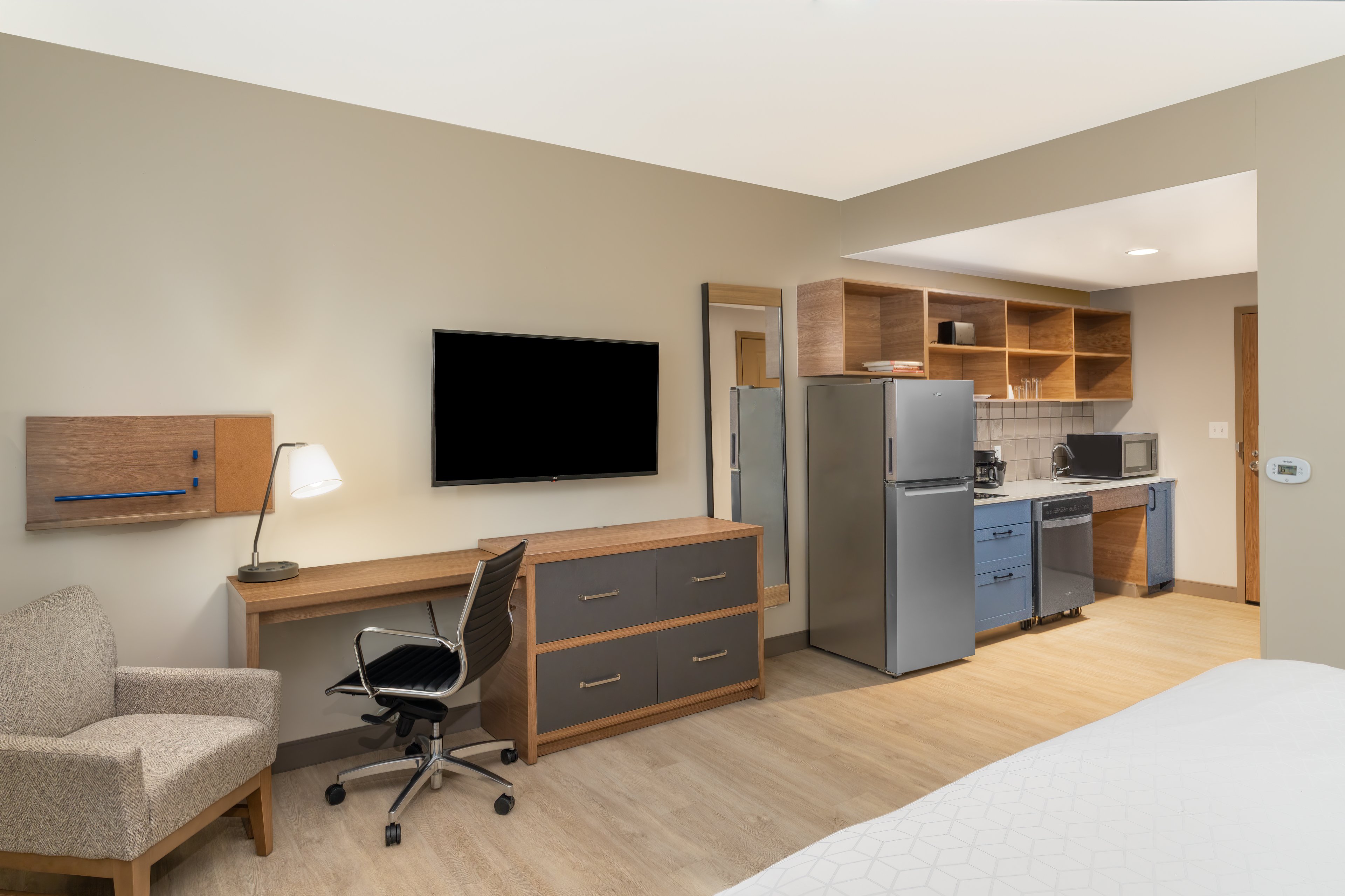 Candlewood Suites Asheville Downtown 68/81