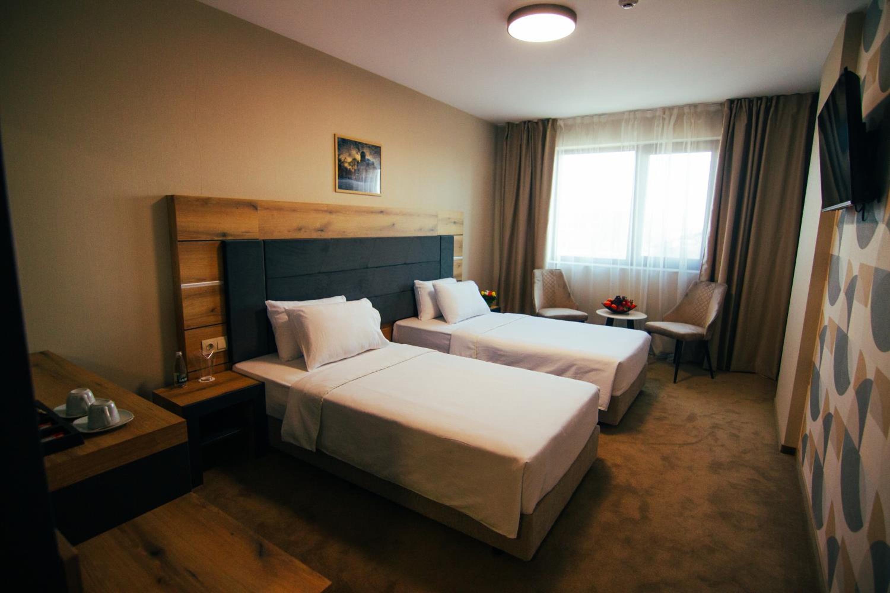 Standard, Hotel Via Serdika 2/3