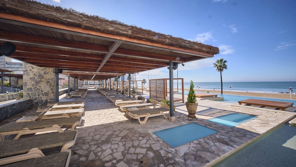 Hotel Cadiz Bahia 83/86