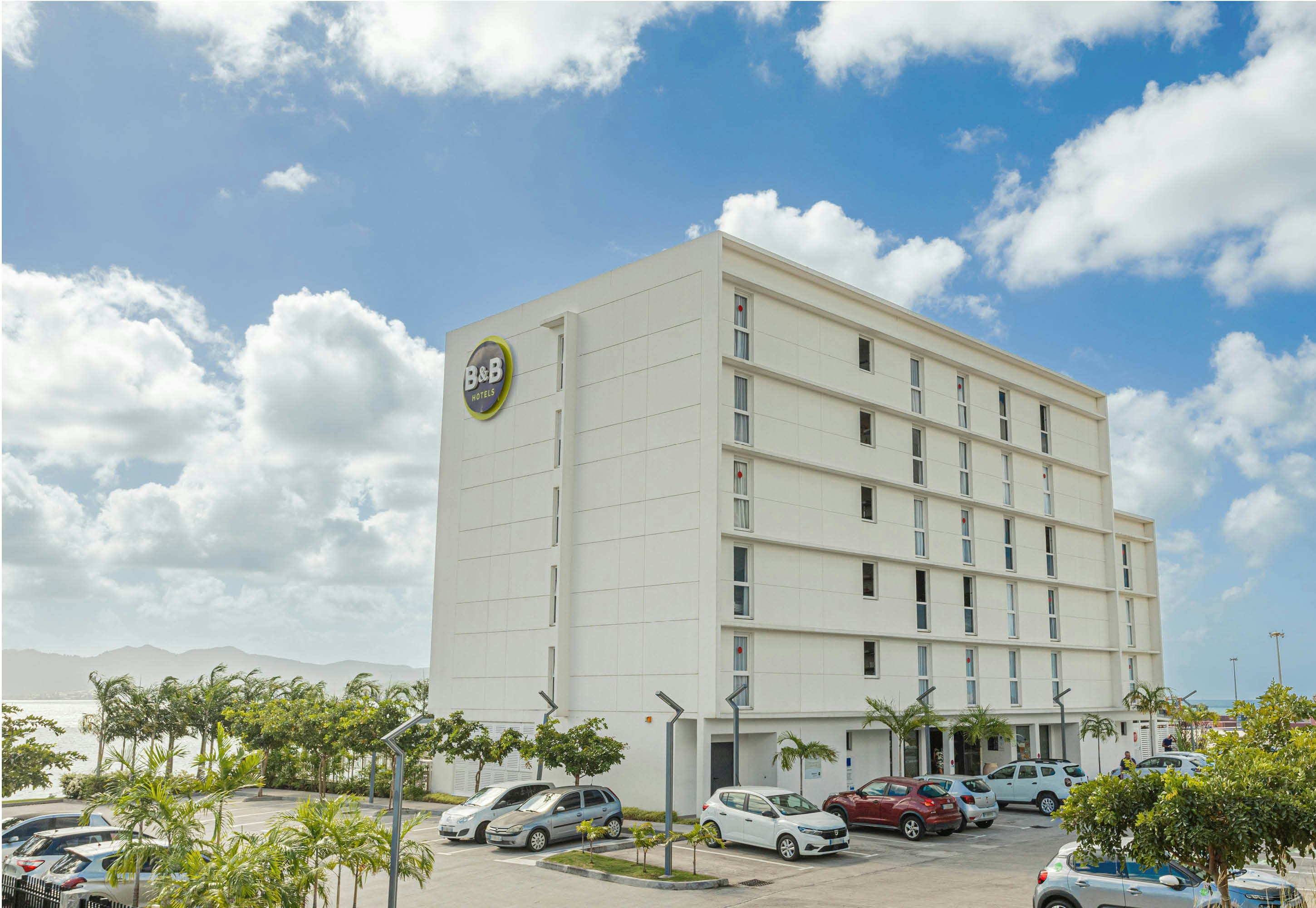 B&B HOTEL Fort de France 2/17