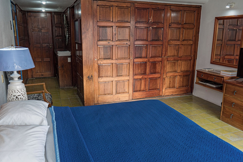 De La Borda Hotel 24/46