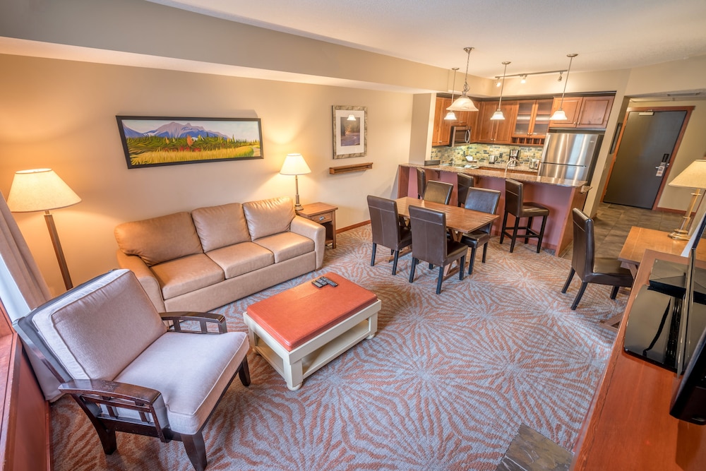 Blackstone Mountain Lodge 36/64