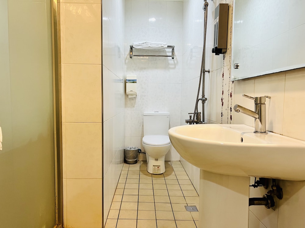 Mucha Hotel 50/54