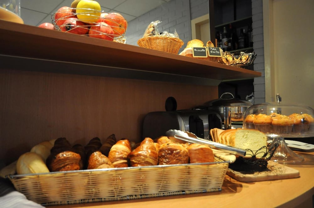 restaurant-cafeteria
