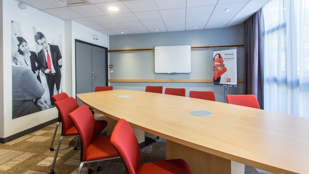 Ibis Bourges 61/70