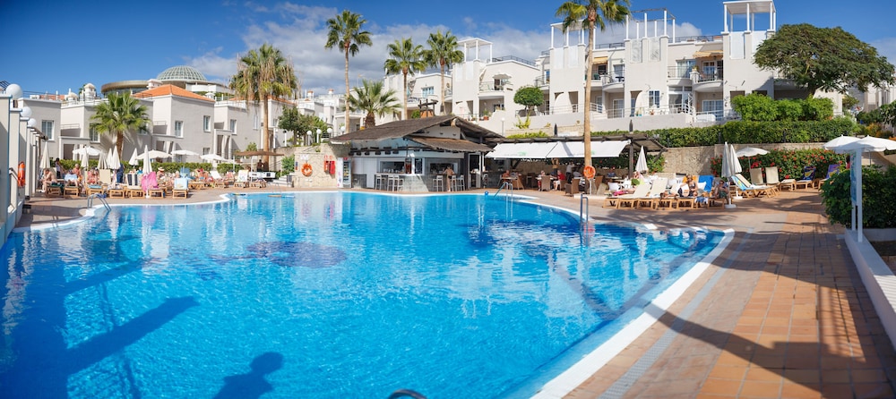 Los Olivos Beach Resort 7/60