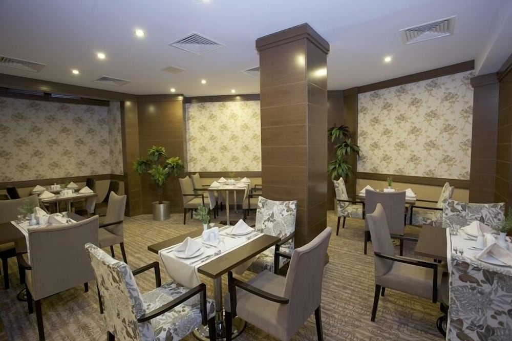 Mirilayon Hotel 36/50