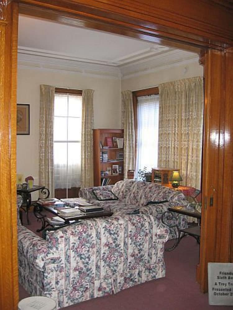 Olde Judge Mansion 16/31