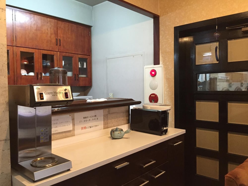 Fancy Business Hotel 8/43