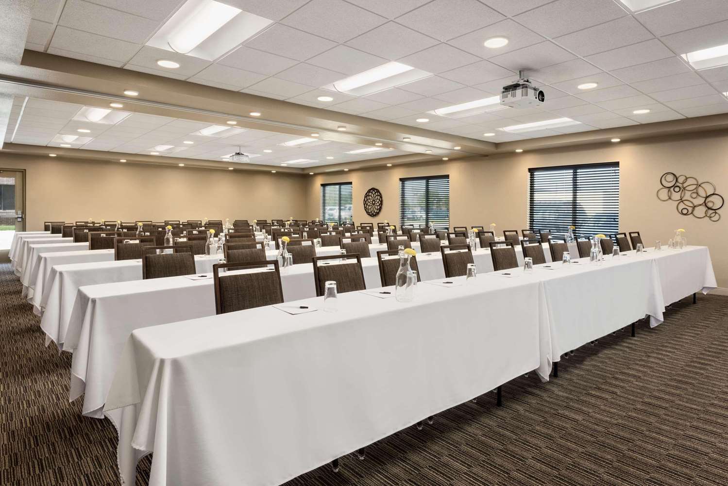 Country Inn and Suites by Radisson St Cloud West MN 7/9