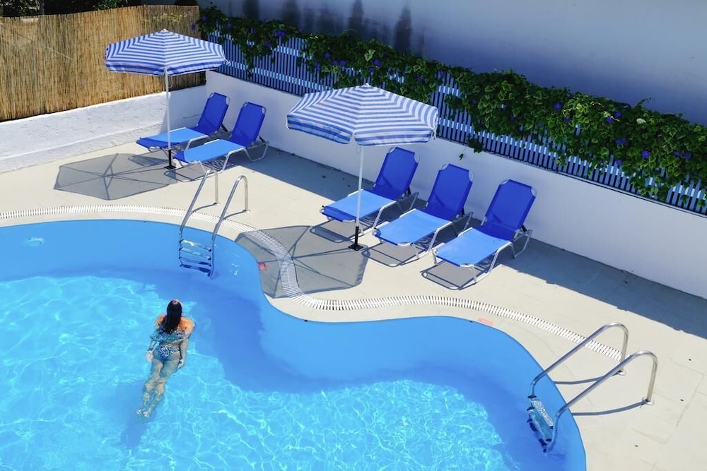 Kalimera Studios And Apartments 21/33