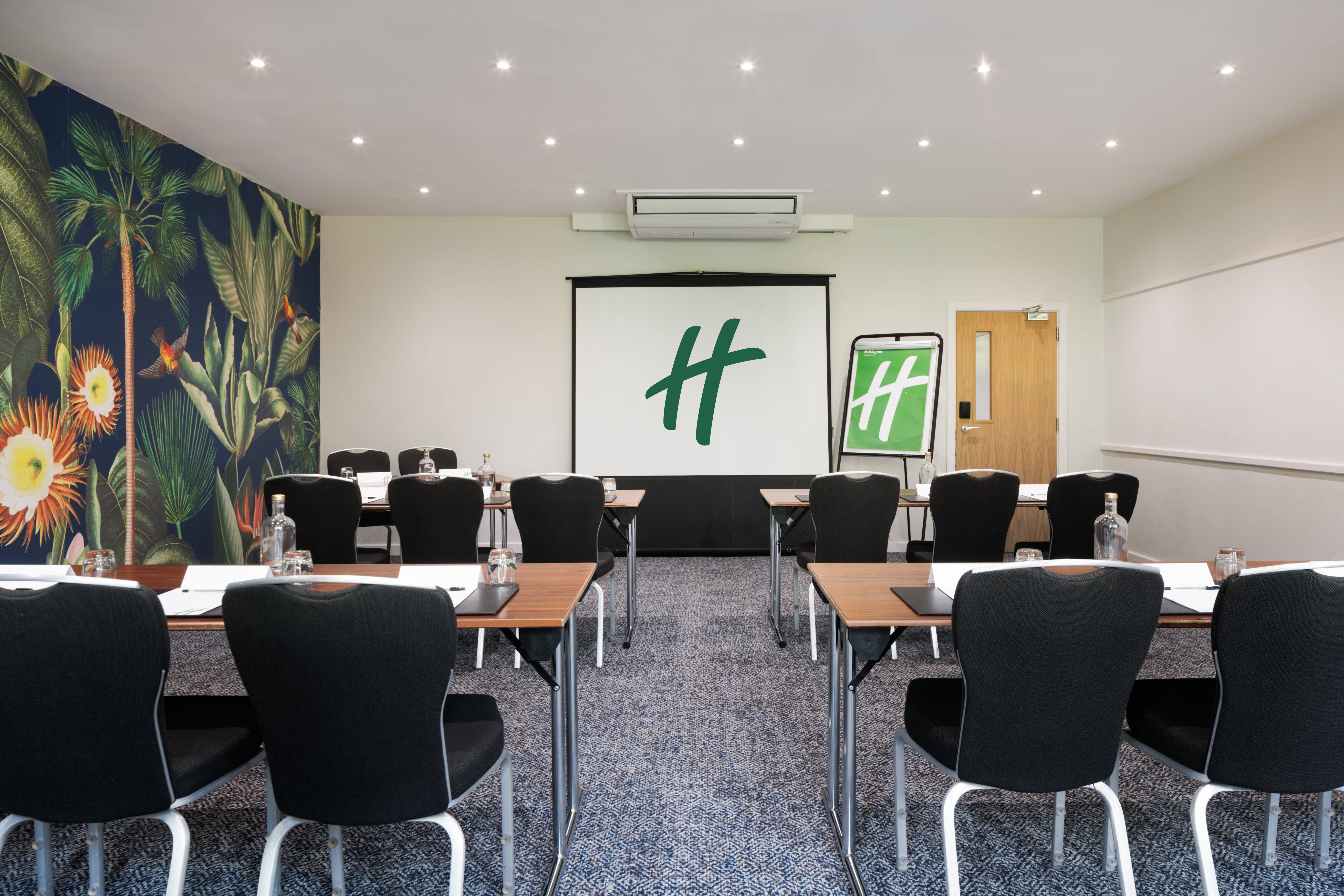 Holiday Inn South Normanton M1 Jct 28 74/83