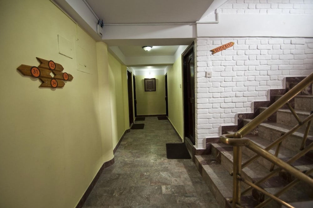 Siddhi Home & Restaurant 37/45