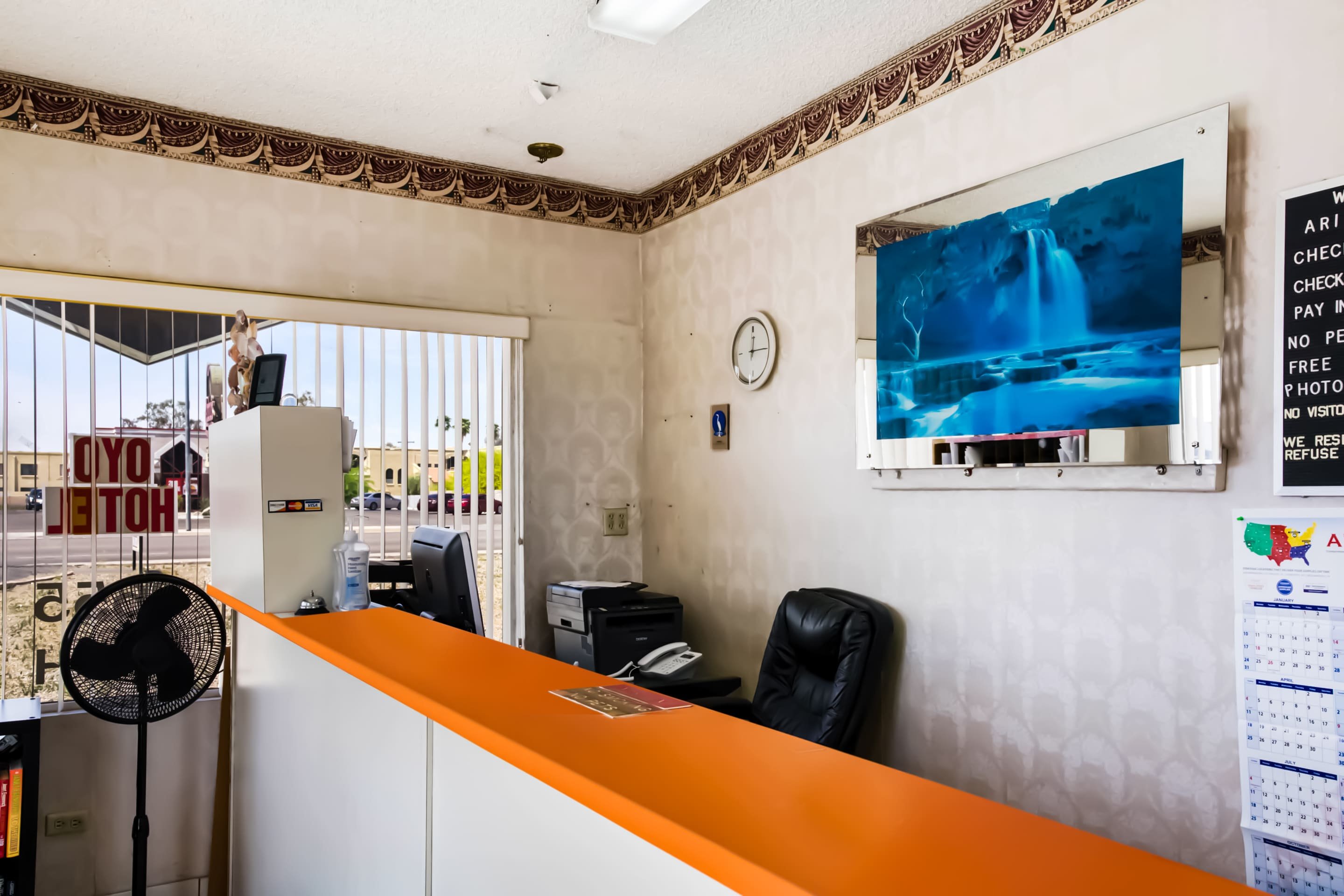 Lobby at OYO Hotel Yuma AZ - I-8/US-95, YUMA - AZ