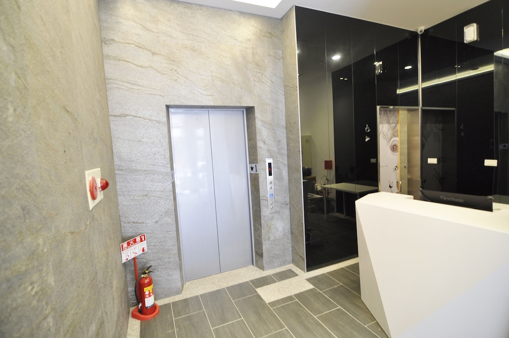 Feng Jia 25 Hotel 24/25