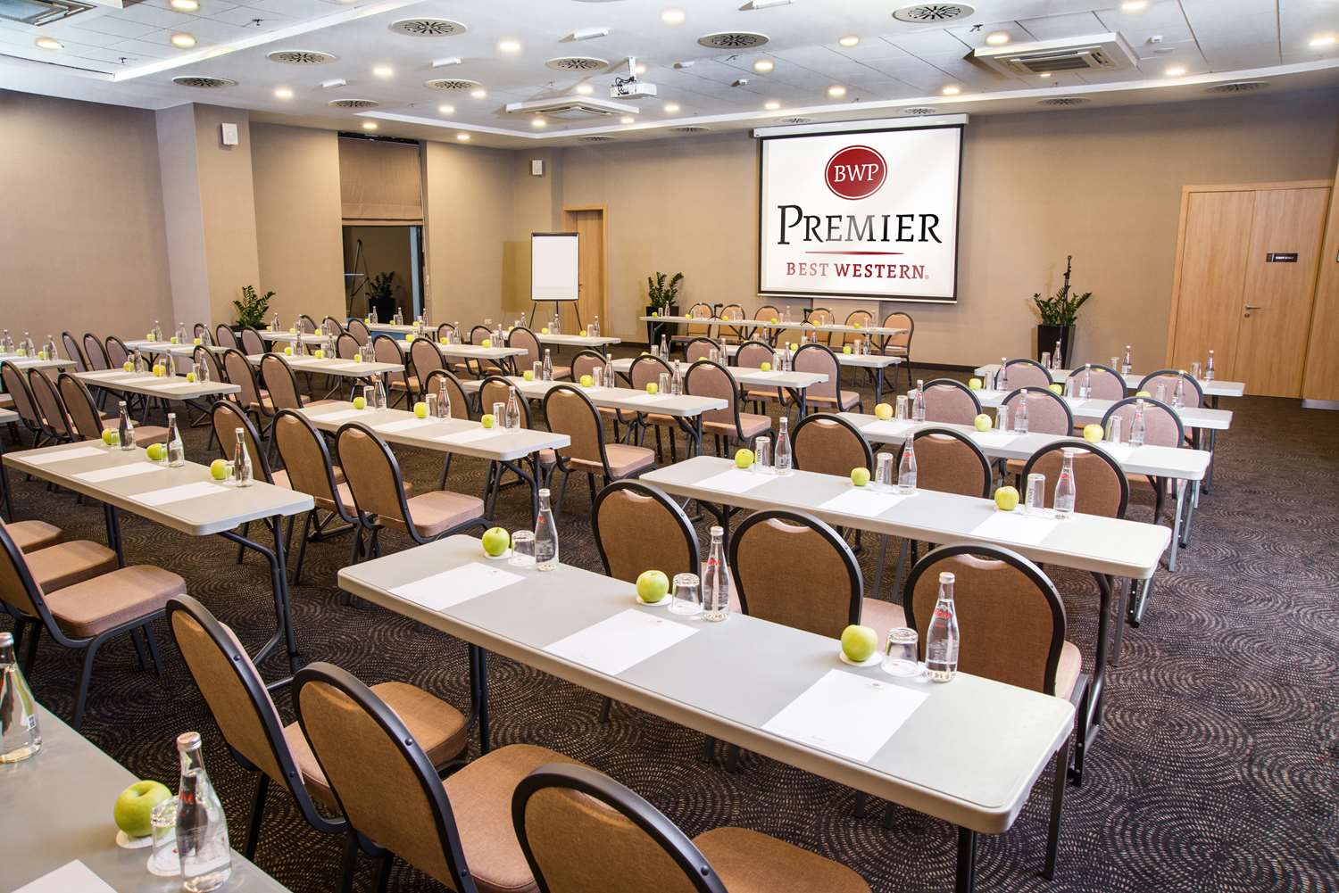 Premier Sofia Airport Hotel 43/46