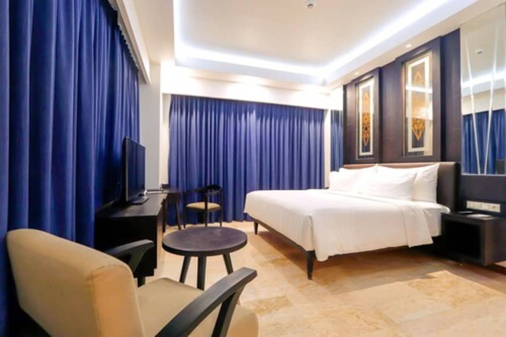 M Bahalap Hotel Palangkaraya 28/67