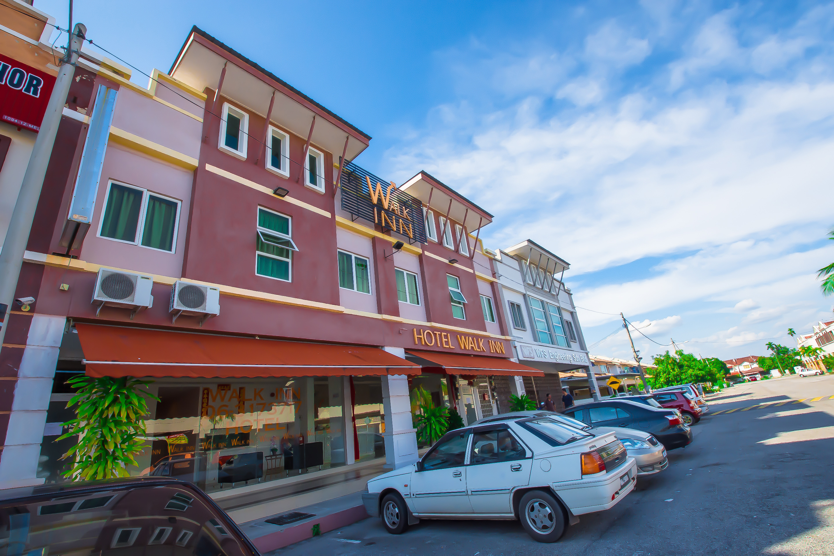 Oyo 582 Hotel Walk Inn 26/32