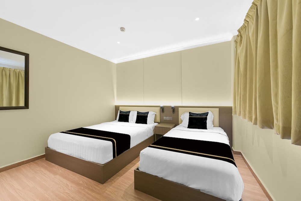 OYO 998 Queen City Hotel 21/50