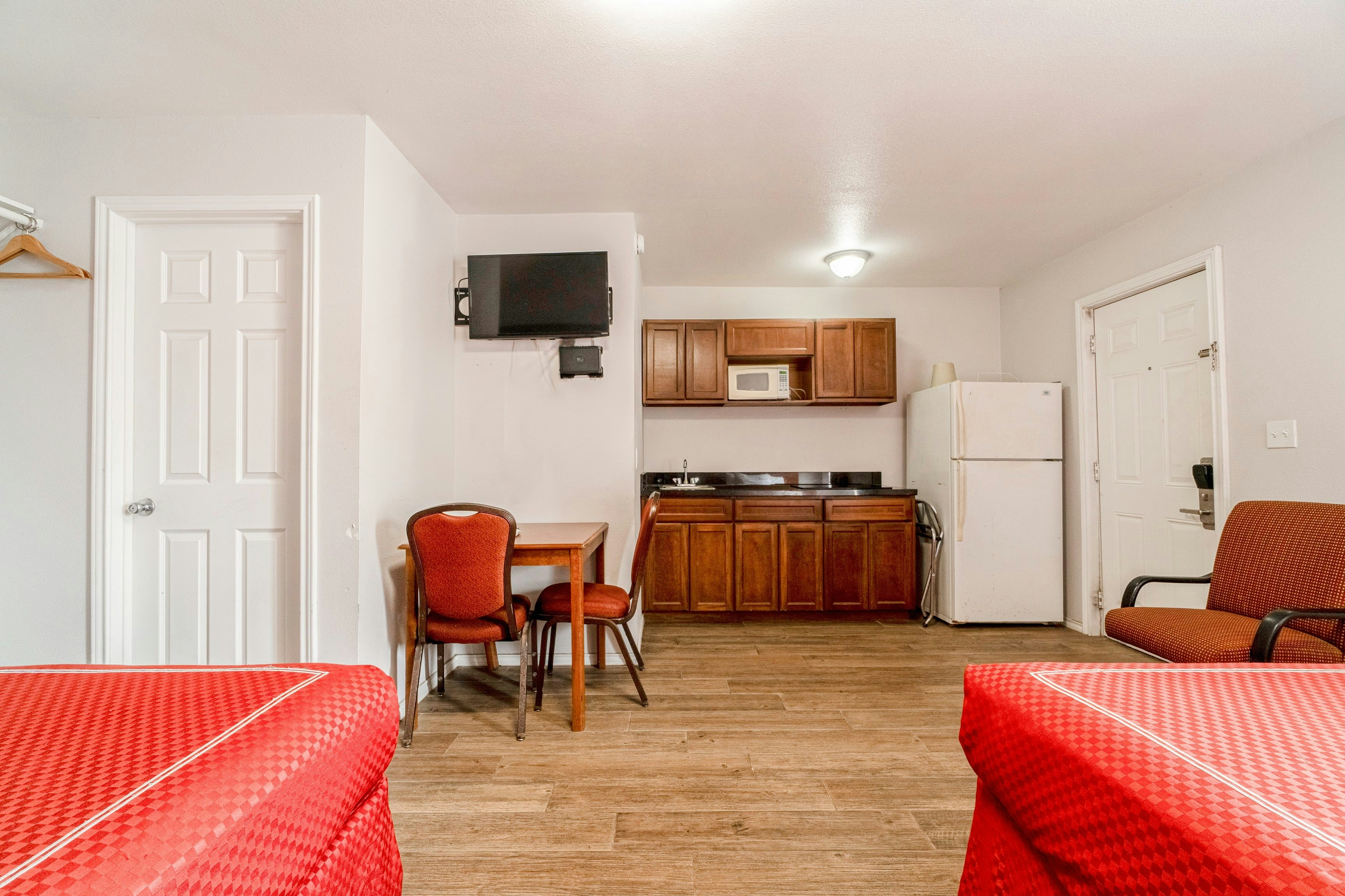 OYO Budget Inn Falfurrias Hwy 281 25/50