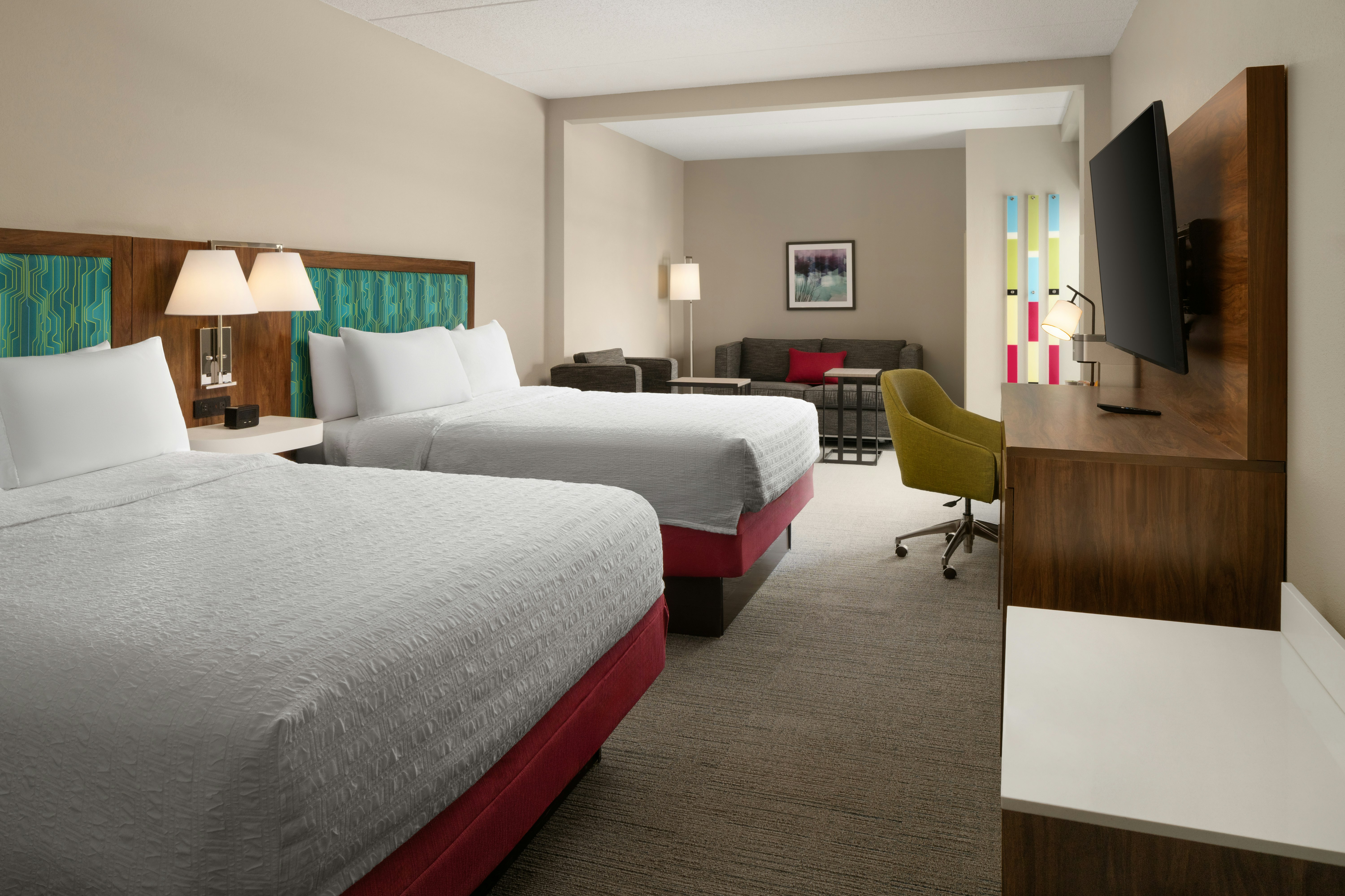 Suite, 2 Queen Beds, Sofa