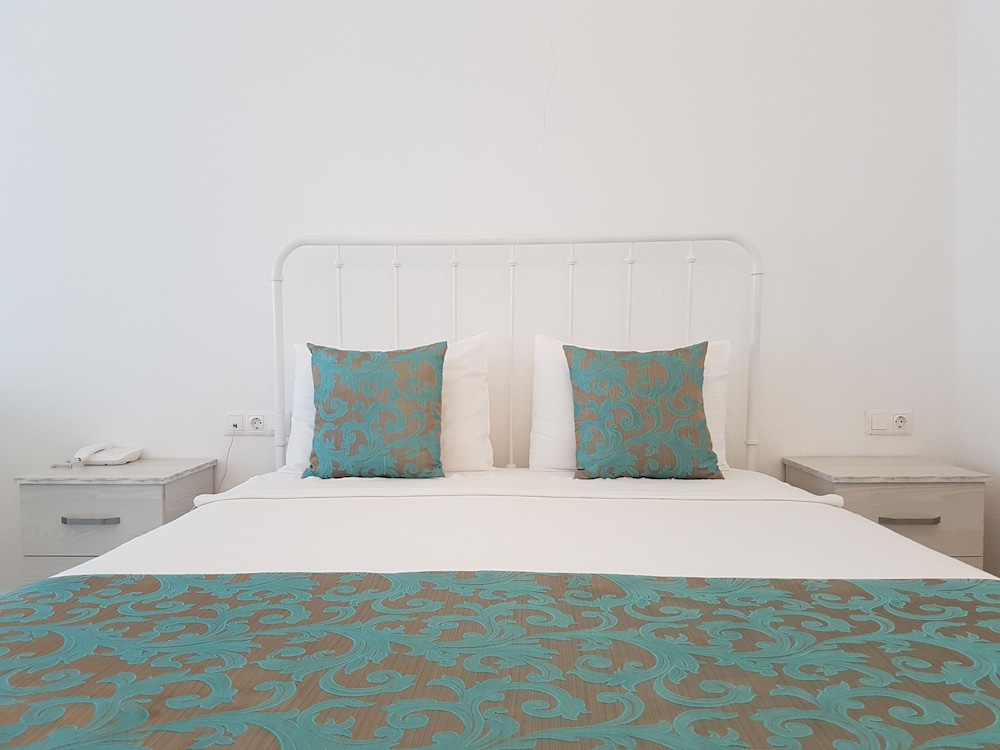 Z Exclusive Hotel And Villas 9/30