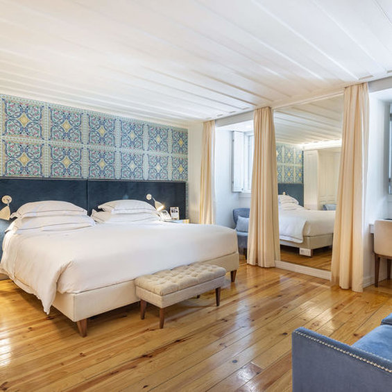 Superior, King Bed