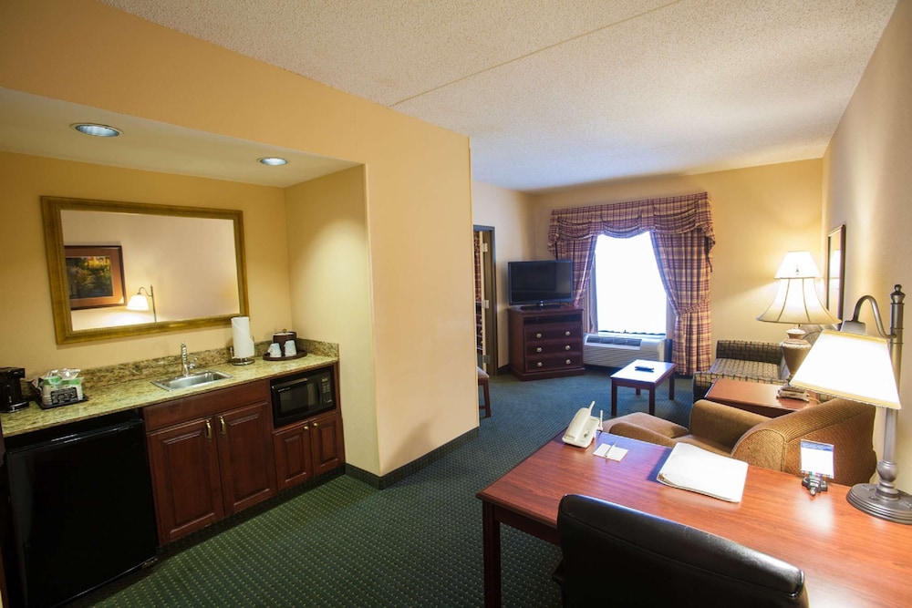 Hampton Inn Suites Stillwater 28/50