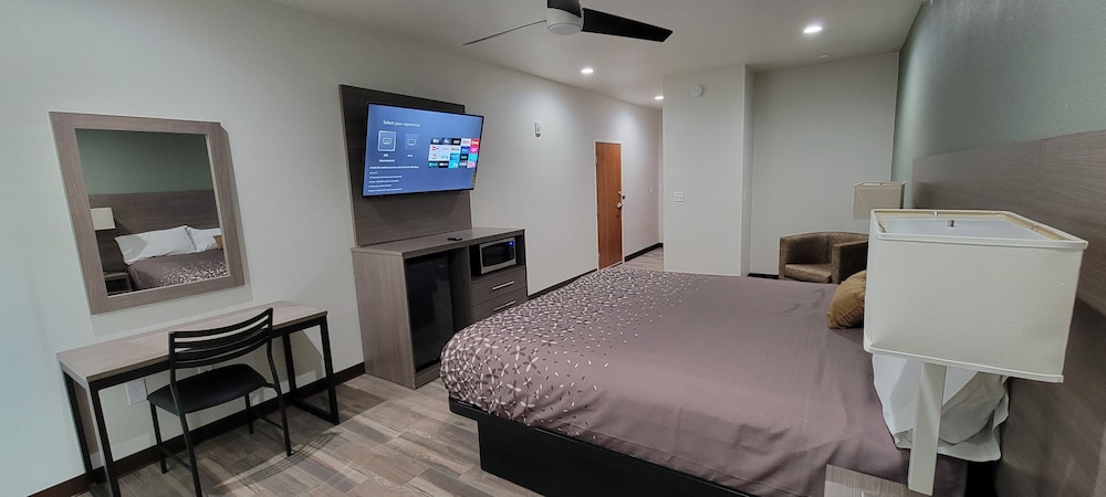 Americas Best Value Inn San Antonio Downtown Riverwalk 17/42