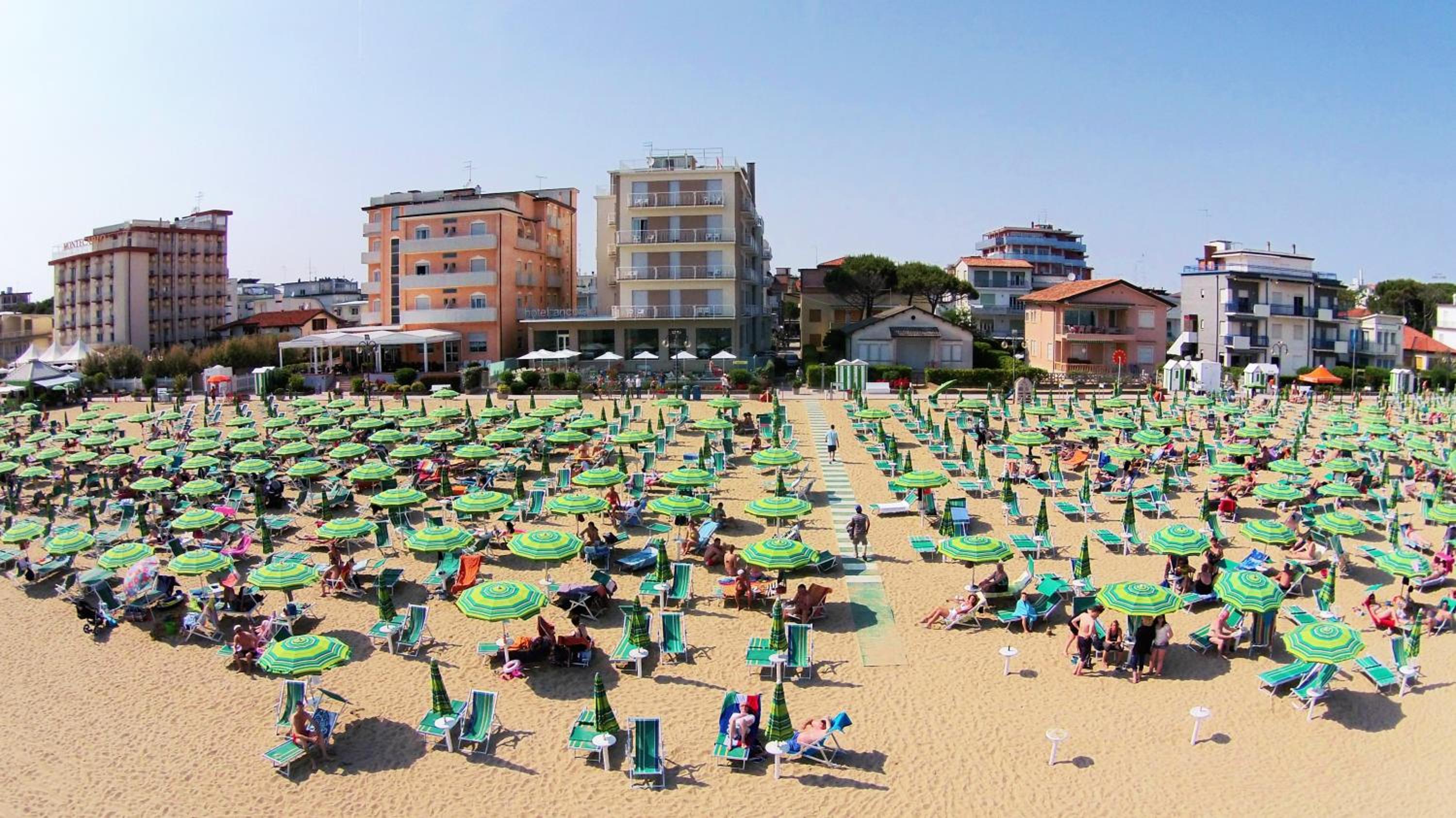 Hotel Ancora 40/50