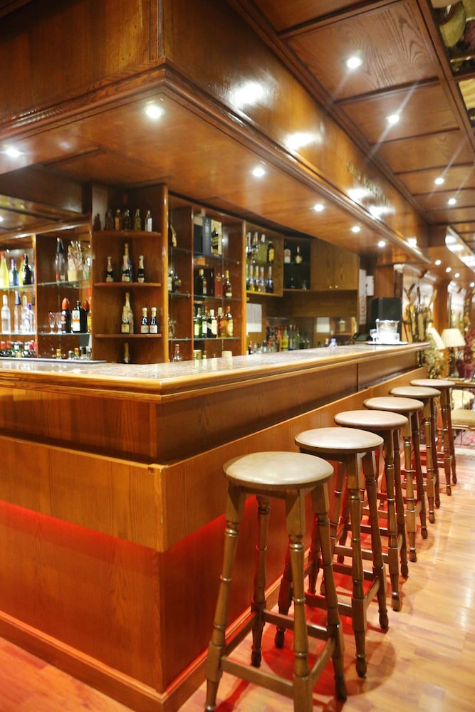 Grand Gabriel Hotel 62/67