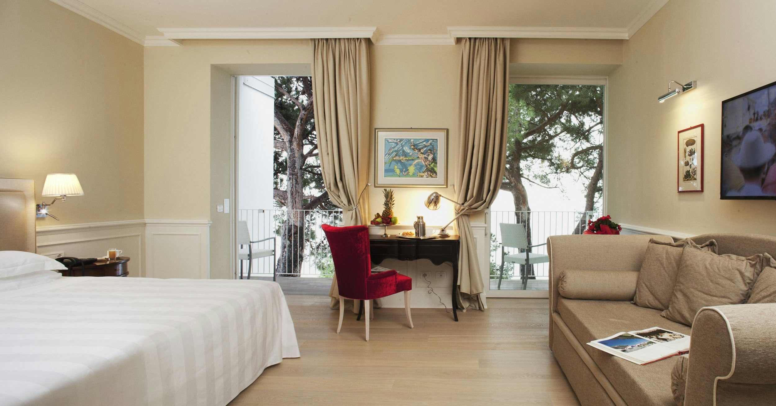 Hotel Riviera & Maximilians 15/61
