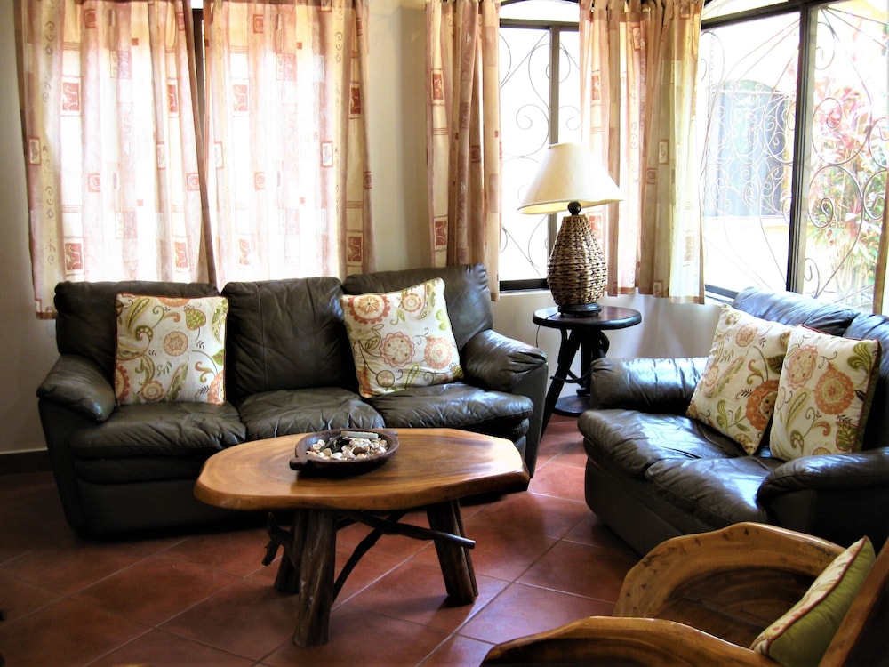 Las Brisas Resort and Villas 30/50